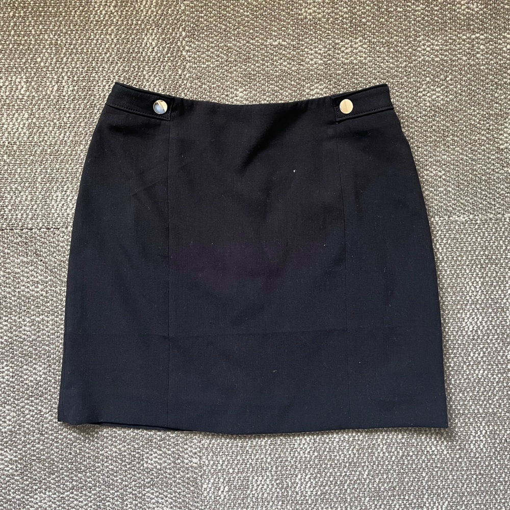 High Waisted Black Mini-Skirt
